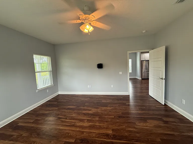 Fox Den Ln — Photo 8
