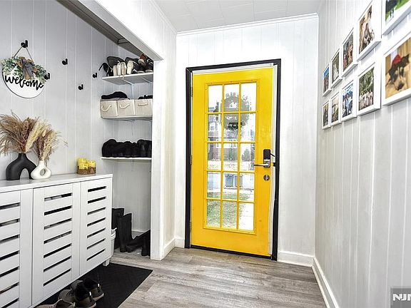 2nd image of 89 Forest Pl