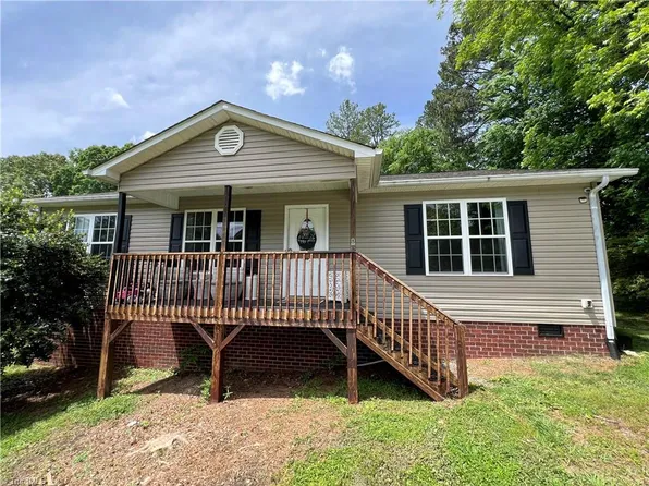 126 Kendall Mill Rd, Thomasville, NC 27360