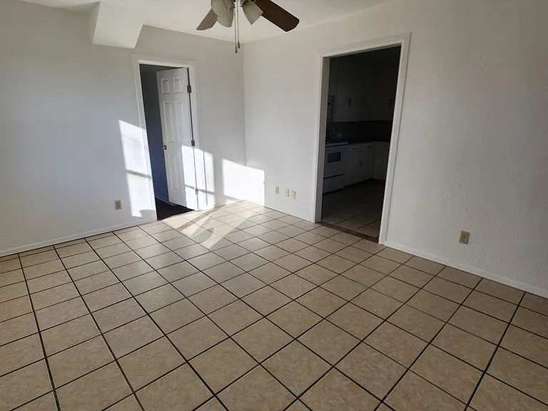 501 S McNeil St — Photo 13