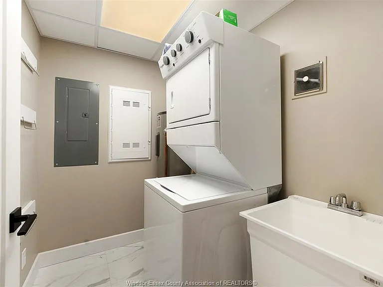2550 Sandwich West Pkwy #111 — Photo 18
