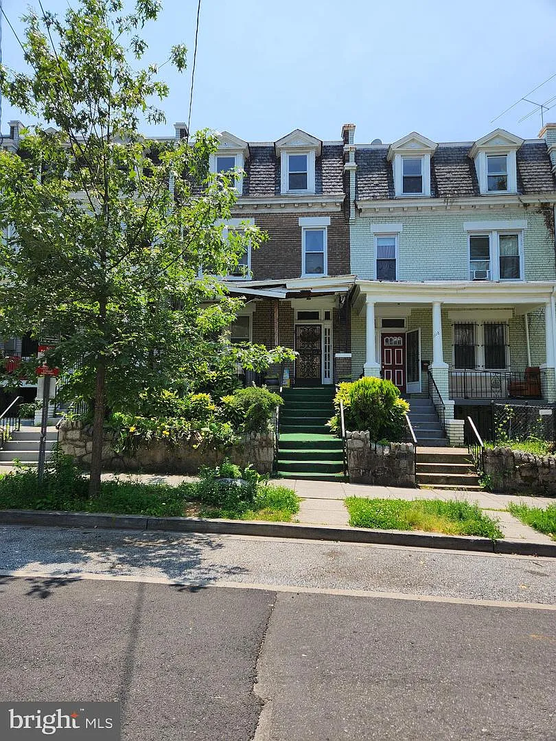 1116 Allison St NW photo 1