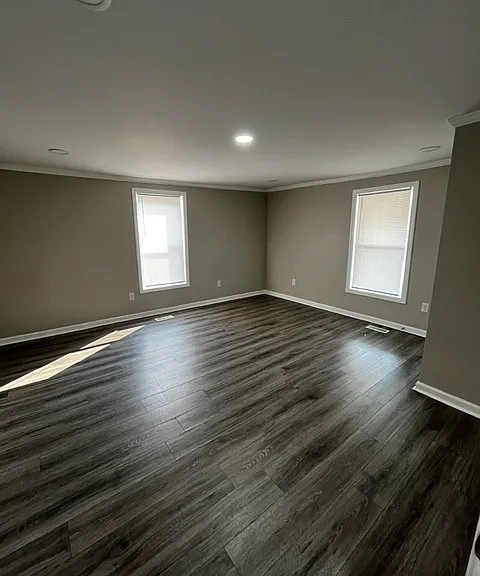 1001 Southern Ave — Photo 3