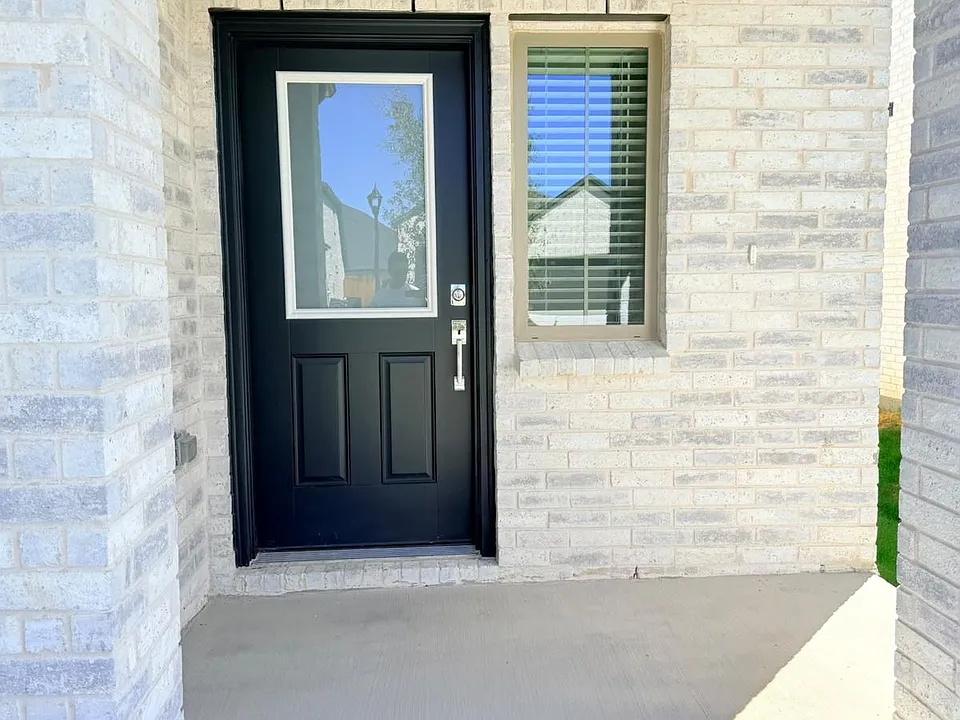 515 Green Gables Dr