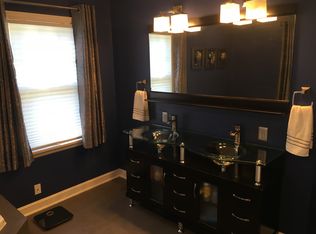 1914 Margaret St, Saint Paul, MN 55119