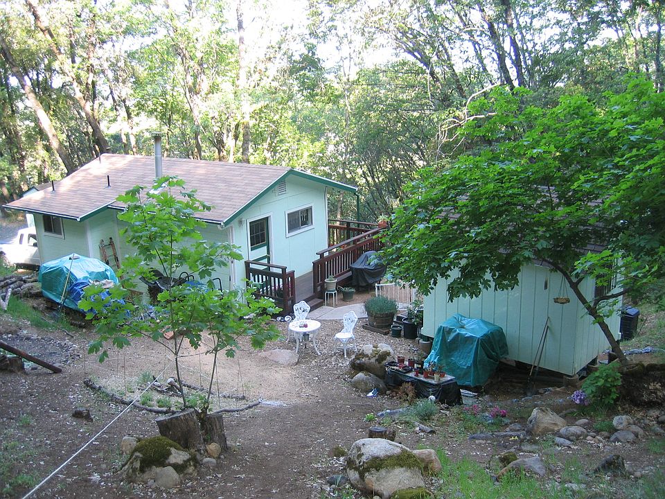 1st image of 24780 Park Ln