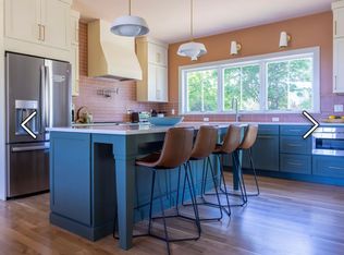 557 Bristol Ferry Rd #E, Portsmouth, RI 02871