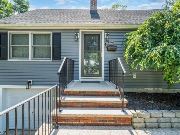 2221 Paff Pl, Scotch Plains Twp., NJ 07076