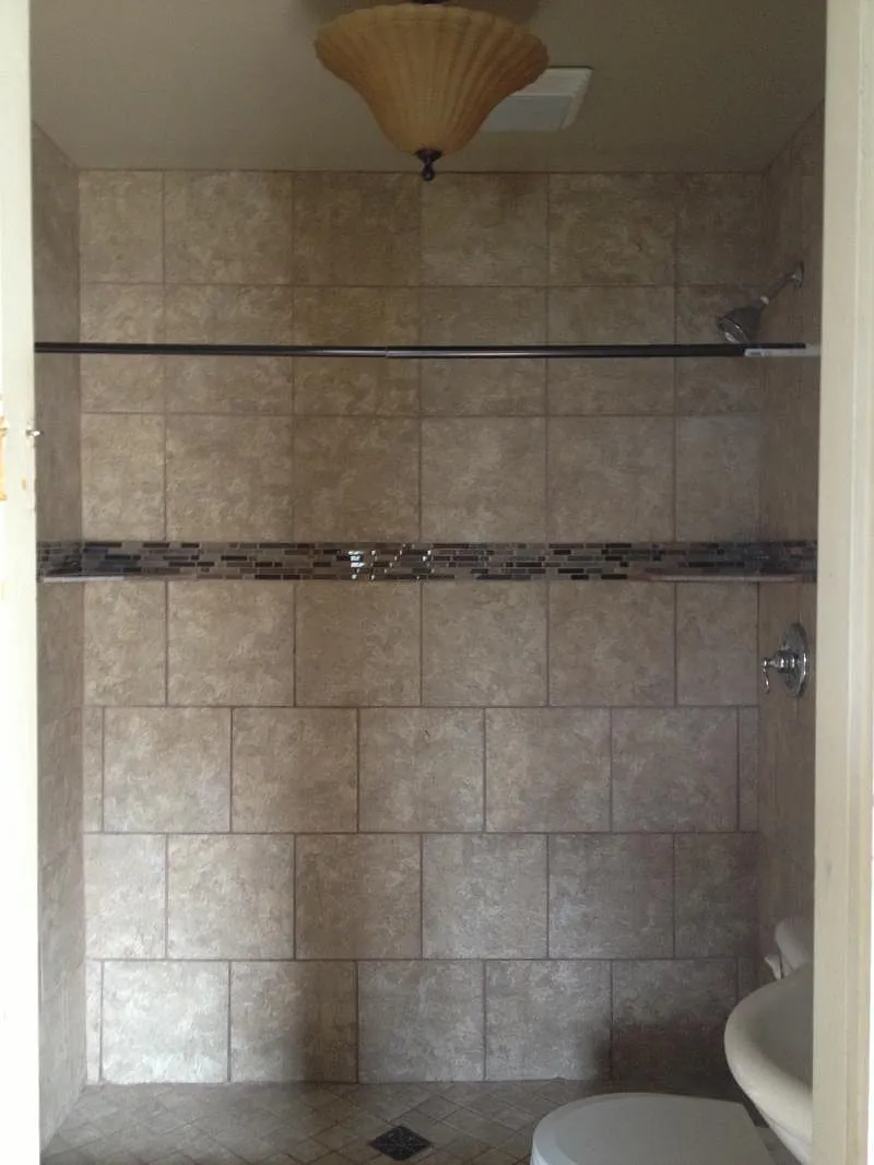 3 bed, $1,350 — Photo 2