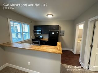 948 Muskegon Ave NW APT 2, Grand Rapids, MI 49504