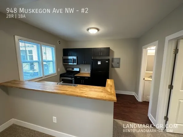 948 Muskegon Ave NW APT 2, Grand Rapids, MI 49504