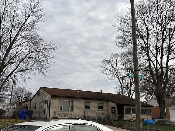3rd image of 3784 Wade Rd
