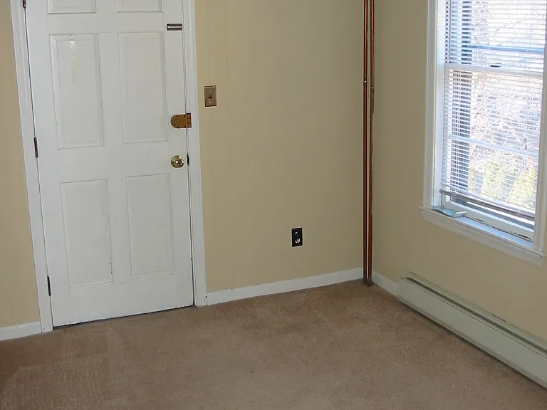 371 Concord St #3 — Photo 2