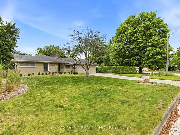 2nd image of 274 Tamblyn Dr