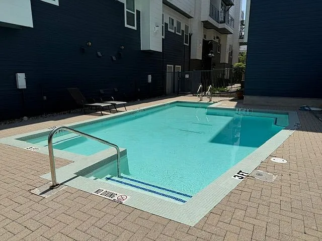 2606 Wilson St #402 — Photo 21