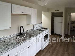 936 S Central Dr, Lorain, OH 44052