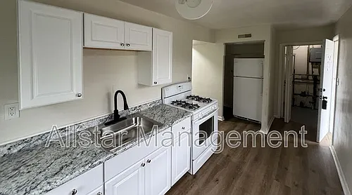 936 S Central Dr Photo 1