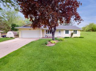 8306 Isleton Ct S, Cottage Grove, MN 55016