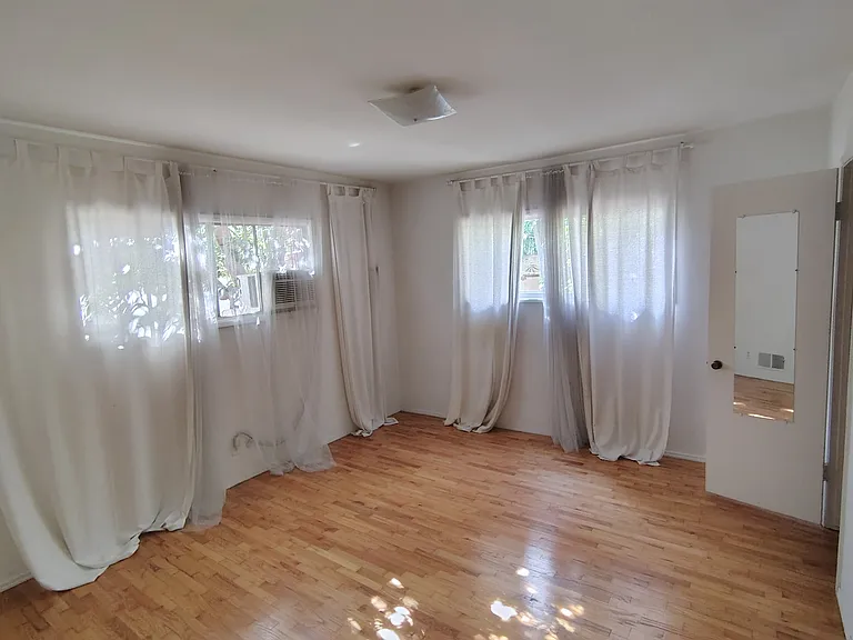 1511 S Bedford St #2 — Photo 5