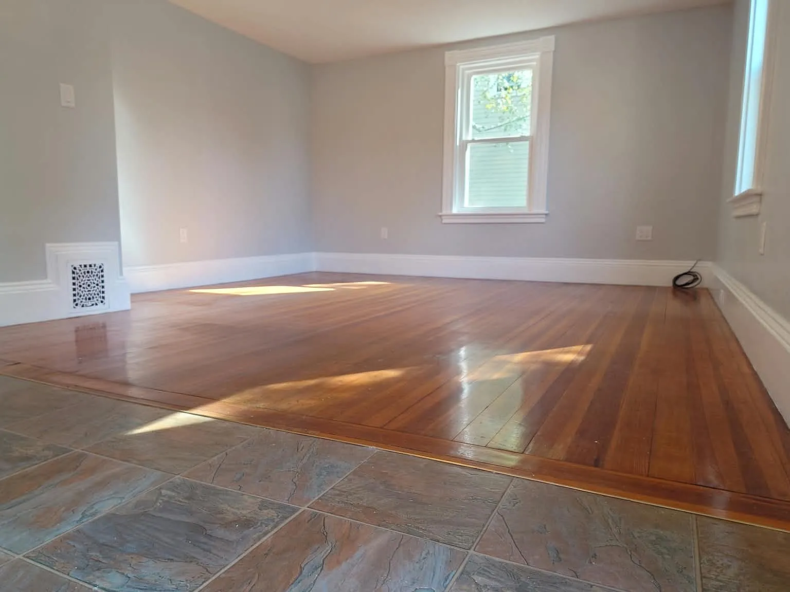 3 bed, 1.5 bath, 1150 sqft, $4,000 — Photo 4