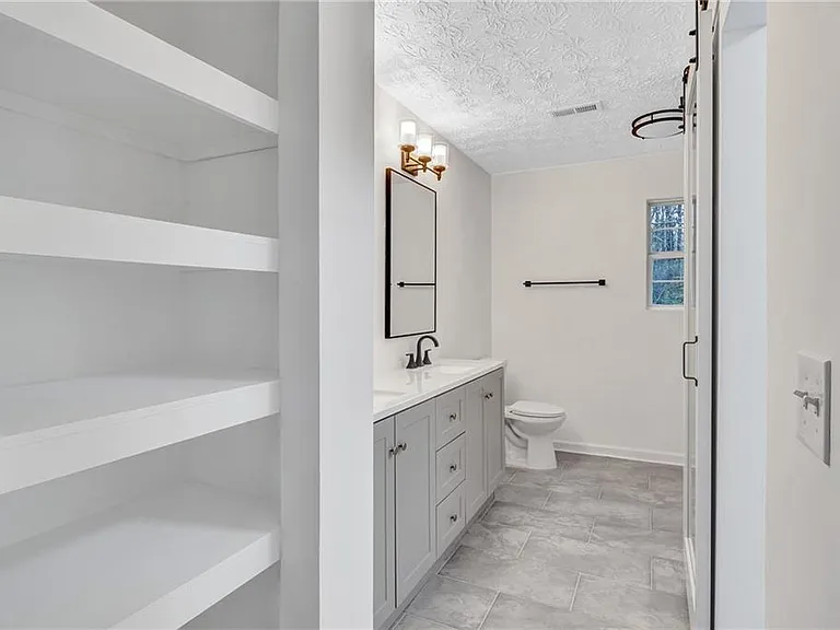 6234 Culver Dr — Photo 4