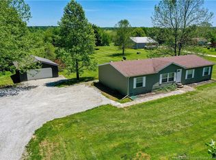 488 N Rogers Rd, Madison, IN 47250