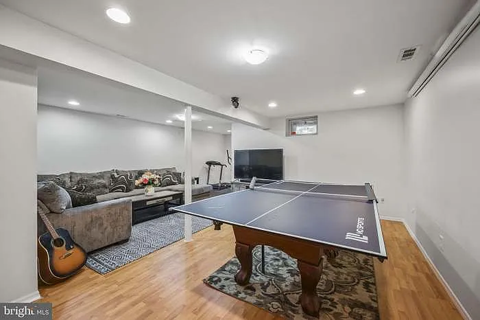 23 Taft Ct — Photo 31