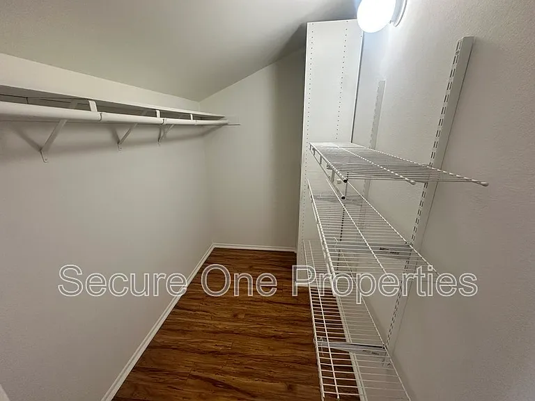 86 Maegan Pl #5 — Photo 13