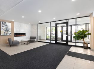 3575 Bathurst Street, Toronto, ON M6A 2C8
