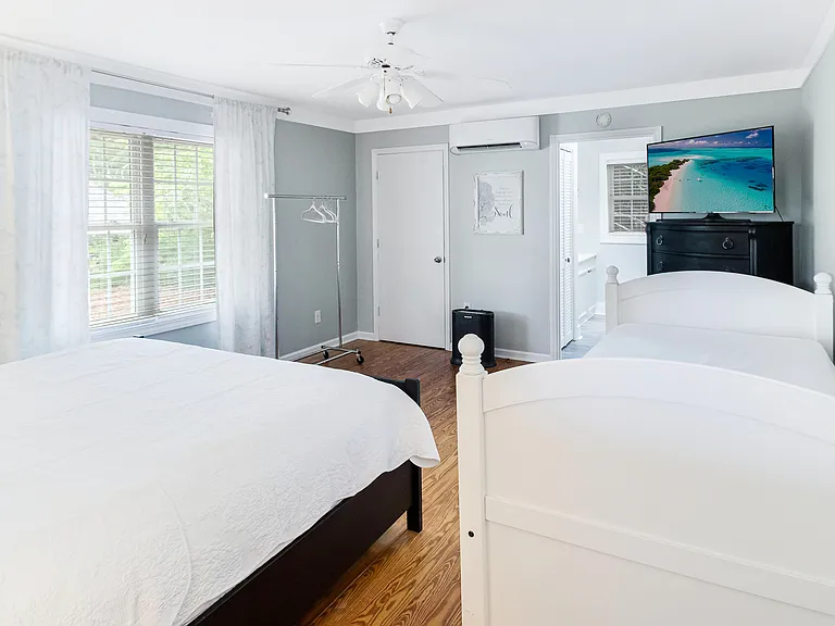 403 Keziah St — Photo 16