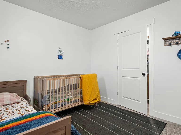 627 S Meade St — Photo 22