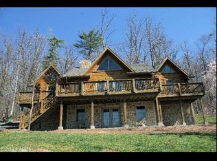 8897 Corner Rd, Hancock, MD 21750