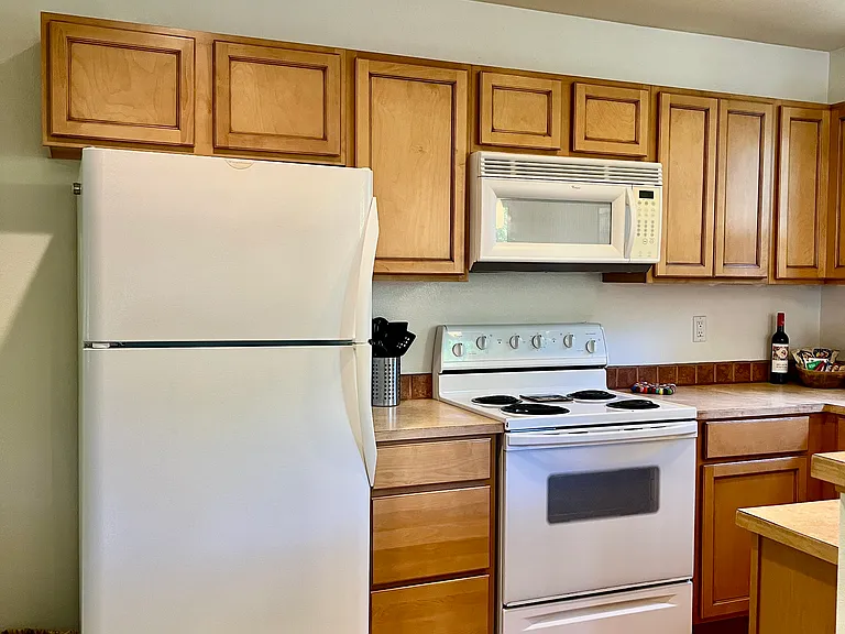 441 NW Florida Ave #2 — Photo 11