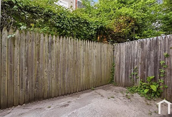 231 E Phil Ellena St — Photo 9