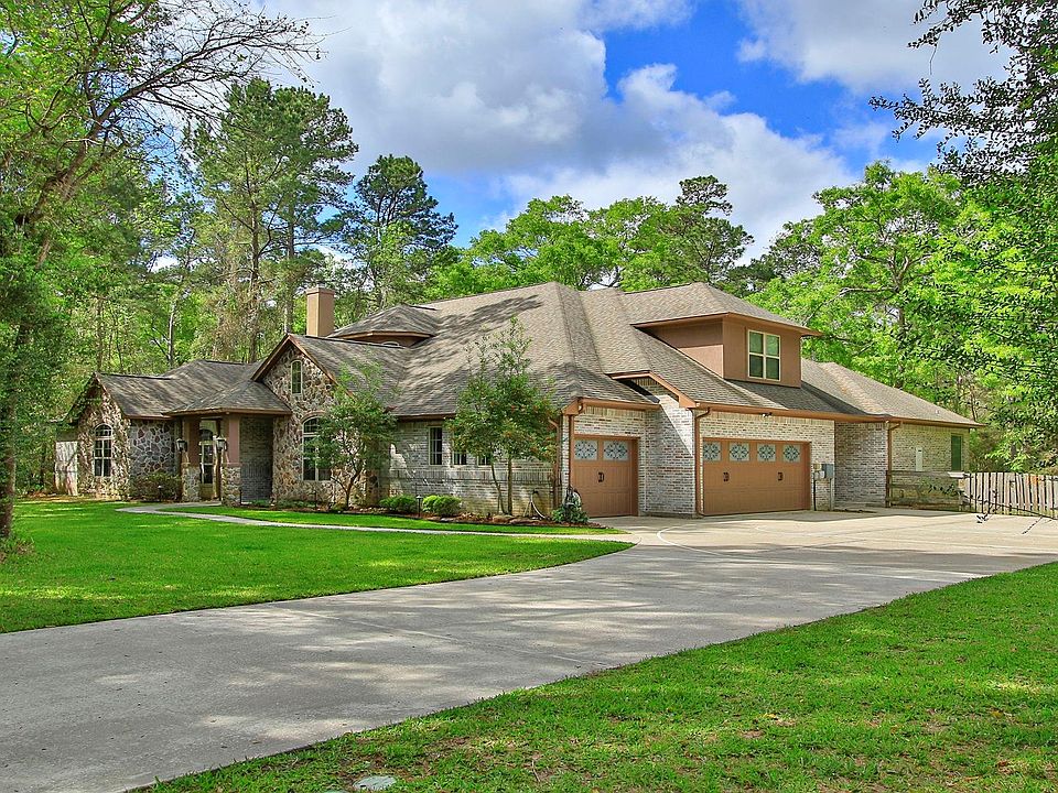 1st image of 28007 Hickory Ct