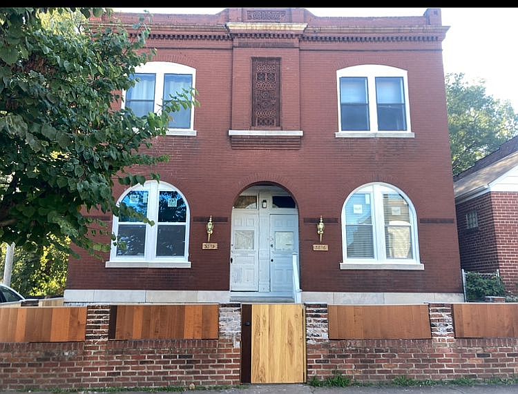 1st image of 3814-3816 Iowa Ave