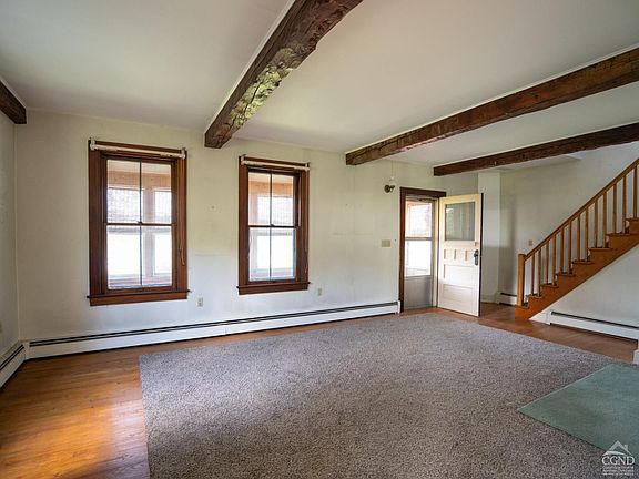 4th image of 26 Riverview Street