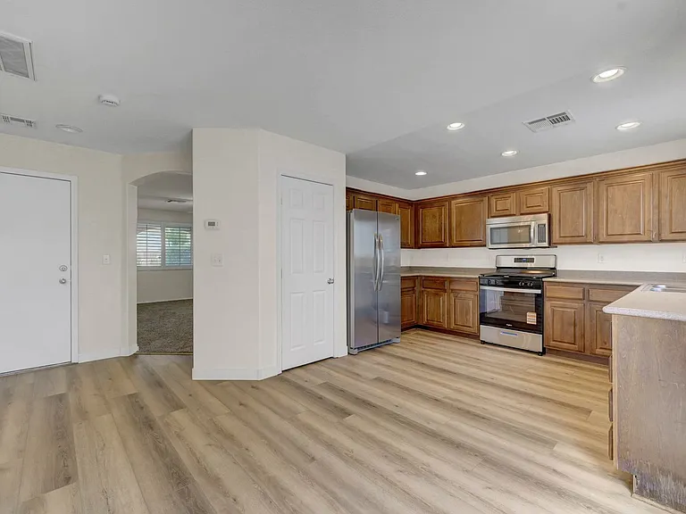 3952 Badgerbrook St — Photo 14
