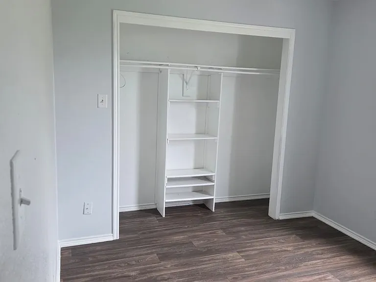 3009 Barnes Dr — Photo 5