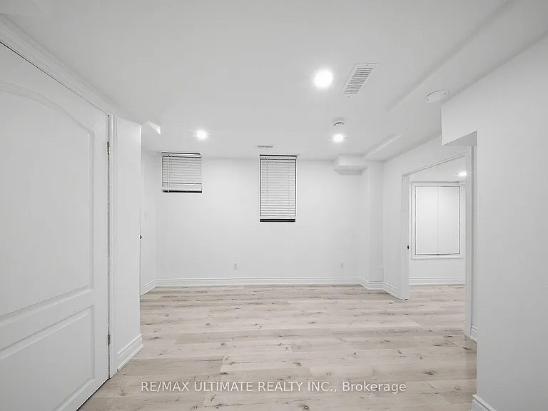21 Sewells Ln — Photo 14
