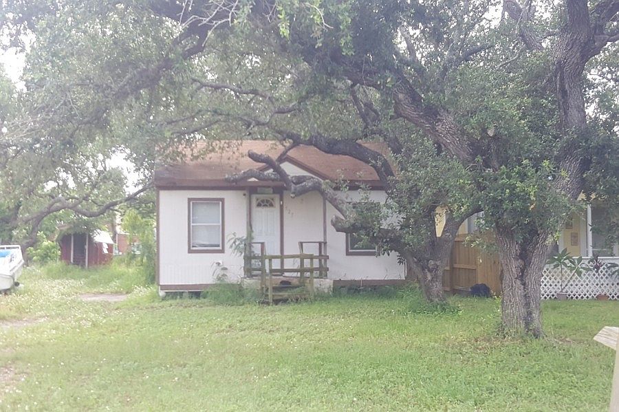 1st image of 527 S 12th St