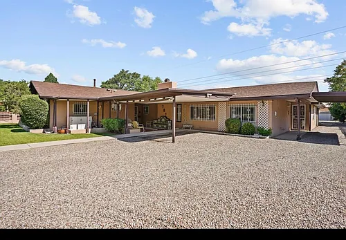 707 Calle Del Pajarito NW Photo 1