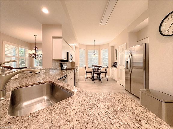 3rd image of 25776 Lake Amelia WAY #102