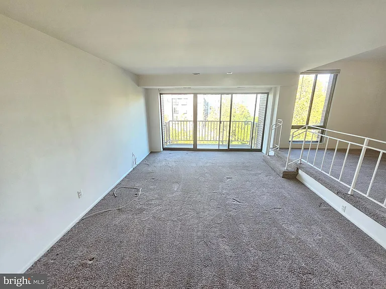 9900 Georgia Ave #415 — Photo 6