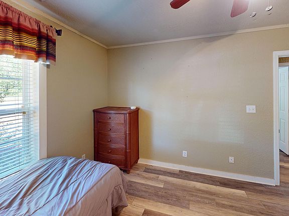 27th image of 1532 Jackson Hill Rd