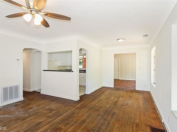 5th image of 2601R Upton St S