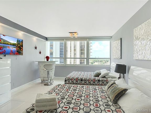 3rd image of 5445 Collins Ave APT 519