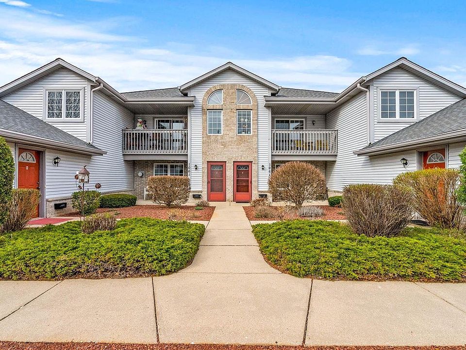 1061 Quinlan DRIVE UNIT G, Pewaukee, WI 53072 Zillow
