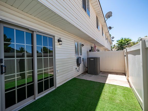 4th image of 1735 W 540 N APT 1101