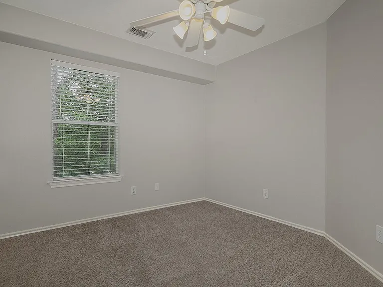 247 W Stedhill Loop — Photo 12